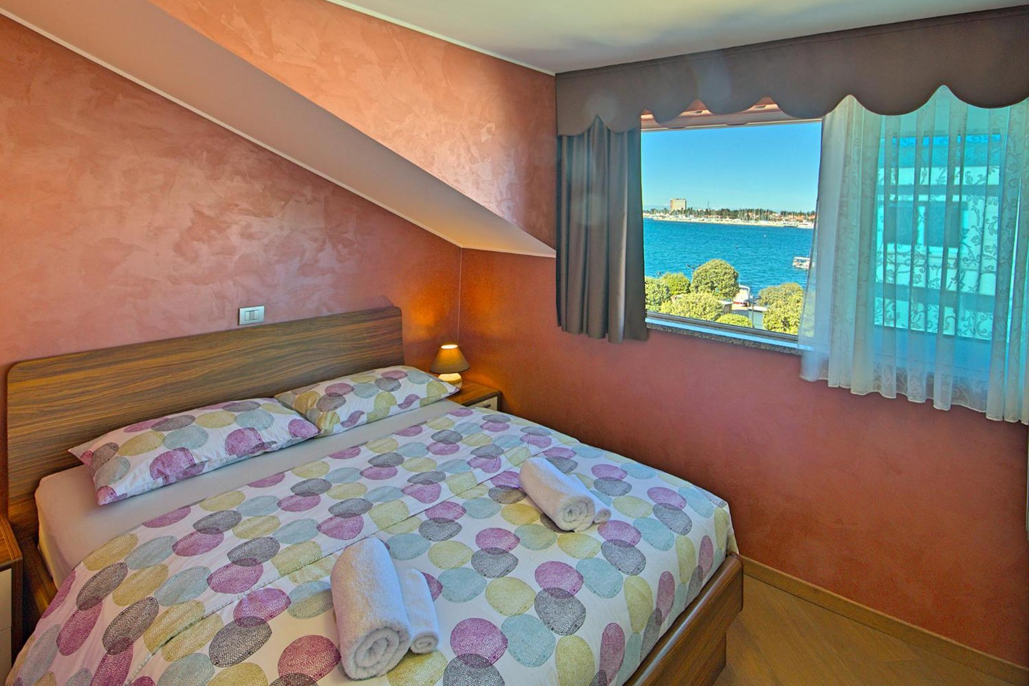 Apartments Riva-Interauto Umag Eksteriør billede