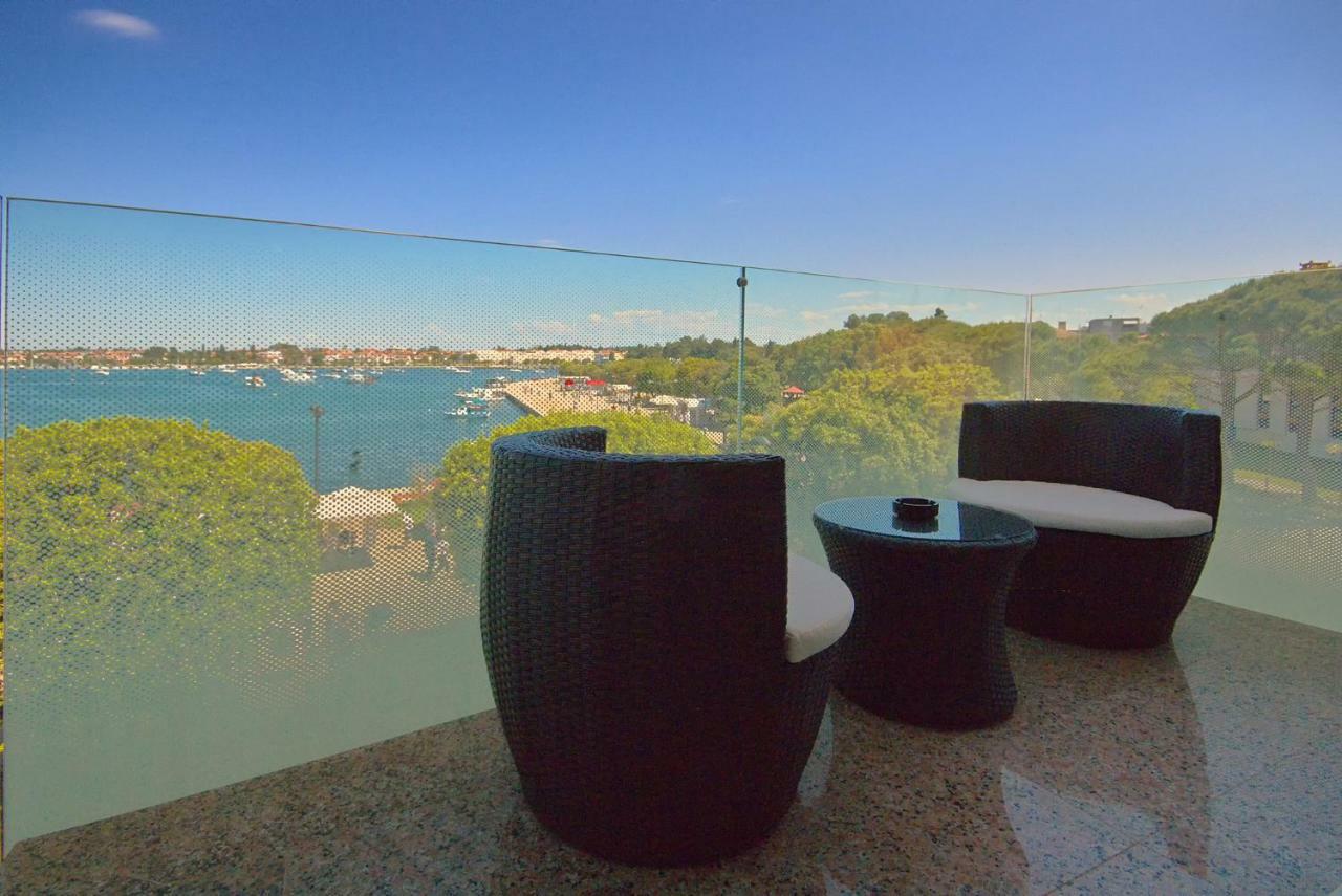 Apartments Riva-Interauto Umag Eksteriør billede